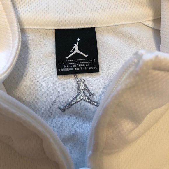 ⚪️🔵 Men’s Jordan Zip Up - Picture 6 of 6